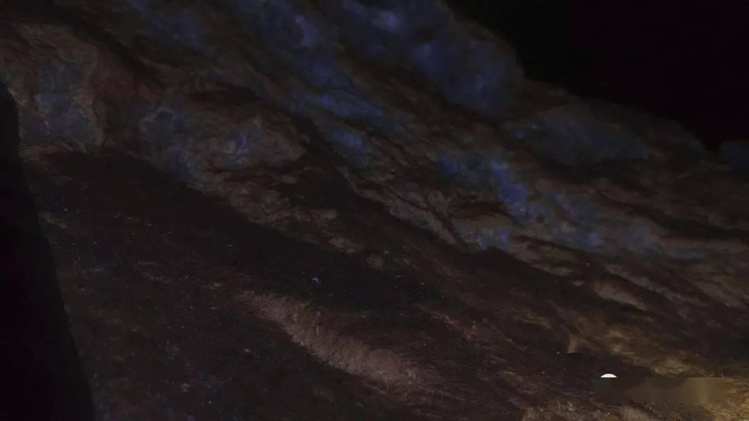 逃出昏暗的地下室2